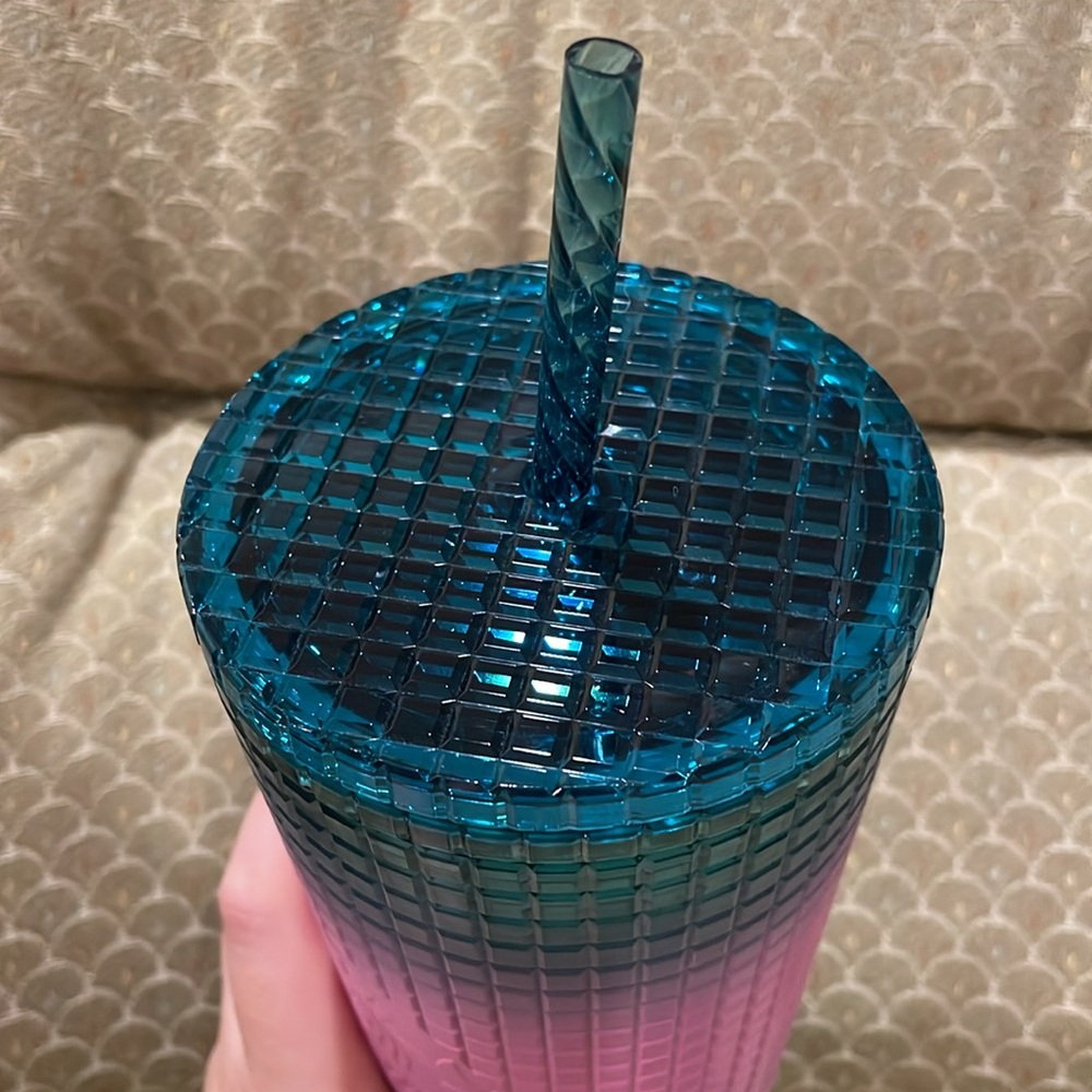 NWT Starbucks Valentines Gradient tumbler - Picture 4 of 6